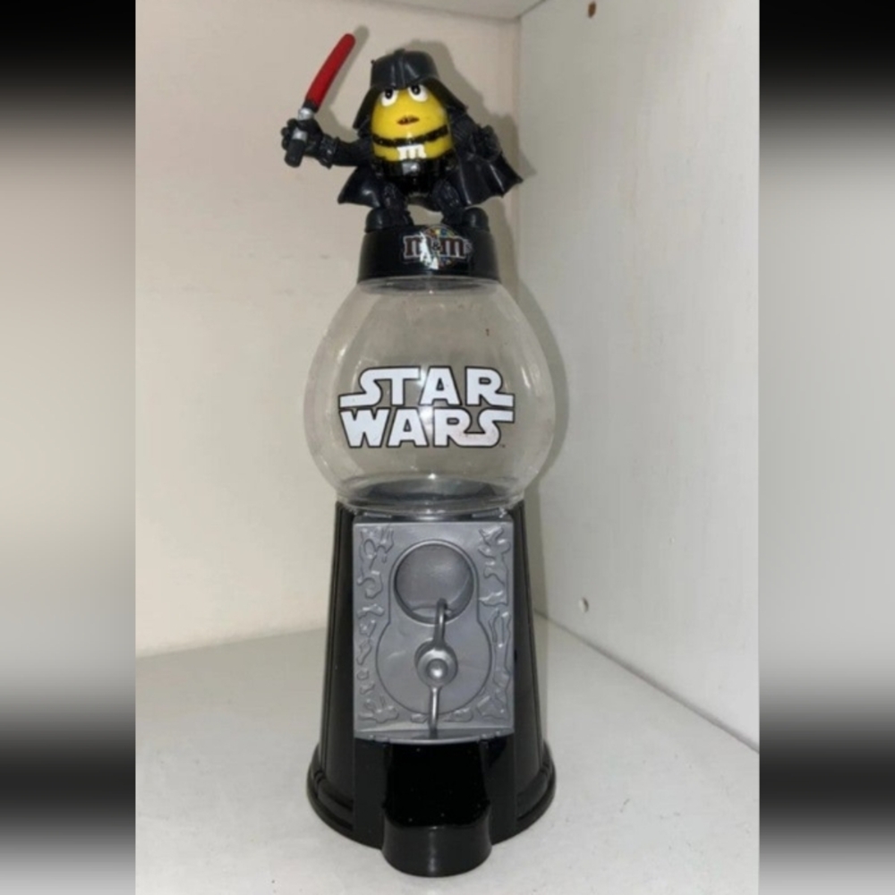 Star Wars Darth Vader M&M Dispenser